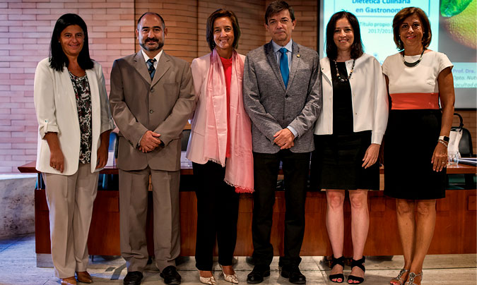 De izda. a dcha.: Carmen Cuadrado, Antonio de Felipe, Beatriz Beltrán, Carlos Andradas, Lucila Finkel e Irene Iglesias.