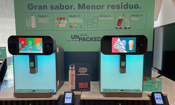 Serunion y Coca-Cola prueban un nuevo dispensador para eliminar los envases
