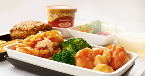 Singapore Airlines quiere ser más sostenible con su nuevo menú ‘del campo al avión’