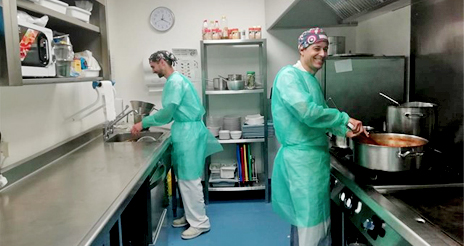 El Hospital Universitario Virgen de las Nieves pone en marcha una cocina libre de alérgenos