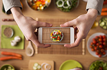 Tendencias 2050: IA personalizando dietas, mercados virtuales y big data en la gastronomía