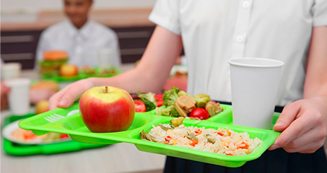 Control y nudging strategies, dos maneras de ‘atacar’ el despilfarro alimentario en colegios